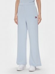 Tommy Jeans Spodnie dresowe DW0DW17312 Błękitny Wide Leg. Niebieskie spodnie dresowe Tommy Jeans, bez wzorów, z dresówki. Za 279.99 zł.