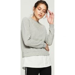 Bluza z koszulową wstawką - Jasny szar. Bluzy bez kaptura marki Sinsay. W wyprzedaży za 39.99 zł.