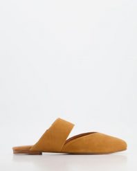 KRYTE KLAPKI 22222 NUB TAN. Klapki Venezia, bez wzorów, z nubiku, bez obcasa, bez zapięcia. Za 129.00 zł.