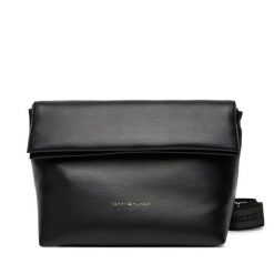 Torebka Tommy Hilfiger. Czarne listonoszki Tommy Hilfiger, bez wzorów, bez dodatków. Za 459.99 zł.