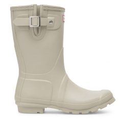 Kalosze Hunter. Zielone kalosze Hunter, bez wzorów, bez zapięcia. Za 249.99 zł.