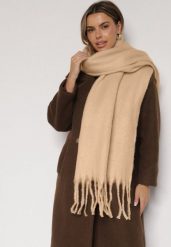 Beżowy Szalik z Frędzlami Owedarria. Brązowe szaliki i kominy Born2be, bez wzorów, z dresówki, eleganckie. Za 44.99 zł.