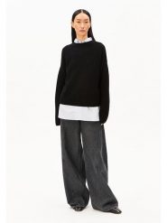 Armedangels Sweter ''Merinaa'' w kolorze czarnym rozmiar: S. Czarne swetry ARMEDANGELS, s, bez wzorów, z bawełny, bez ramiączek. Za 189.95 zł.