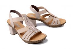 Rieker 66526-62 beige, sandały damskie. Brązowe sandały Rieker, bez wzorów, ze skóry ekologicznej, bez obcasa, na obcasie, bez zapięcia. Za 319.90 zł.
