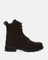 BRĄZOWE BOTKI Z NUBUKU S007NUBROBB007. Brązowe botki Venezia, bez wzorów, z nubiku, bez obcasa, bez zapięcia. Za 399.00 zł.