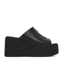 Espadryle Badura. Czarne espadryle Badura, bez wzorów, bez obcasa. Za 349.99 zł.