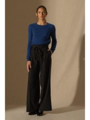 Perfect Cashmere Kaszmirowy sweter w kolorze niebieskim rozmiar: L. Niebieskie swetry Perfect Cashmere, l, bez wzorów, z kaszmiru, bez ramiączek. Za 347.99 zł.