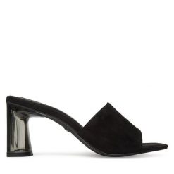 Klapki Tamaris. Czarne klapki Tamaris, bez wzorów, bez obcasa, bez zapięcia. Za 219.99 zł.