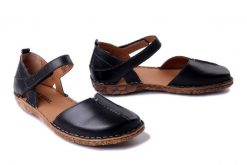 JOSEF SEIBEL Rosalie 42 79542 727 100 schwarz, sandały damskie. Czarne sandały Josef Seibel, bez wzorów, ze skóry, bez obcasa, bez zapięcia. Za 299.90 zł.