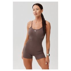 Damski kombinezon sportowy fitness Rough Radical Solo. Brązowe kombinezony ROUGH RADICAL, bez wzorów, sportowe, bez kołnierzyka, bez ramiączek. Za 179.90 zł.