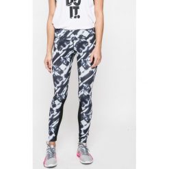 Nike - Legginsy. Legginsy marki Nike. W wyprzedaży za 139.90 zł.