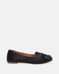 CZARNE BALERINY ZE SKÓRY NATURALNEJ 433C2 BLACK. Czarne baleriny Venezia, bez wzorów, ze skóry, bez obcasa, bez zapięcia. Za 349.00 zł.