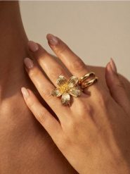 Pierścionek 2 pack - złoty. Żółte pierścionki Sinsay, złote. Za 9.99 zł.