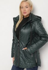 Ciemnozielona Pikowana Kurtka Ozdobiona Pikowaniem z Odpinanym Kapturem Falerosa. Zielone kurtki Born2be, l, bez wzorów, z jeansu. Za 159.99 zł.