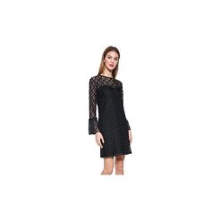 Desigual Kobiety ubierają Kamizelka Isabel 17WWVWB0 2000 (rozmiar 34). Spódnice Desigual, bez wzorów, eleganckie. W wyprzedaży za 356.00 zł.