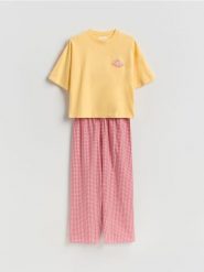 Dwuczęściowa piżama z bawełny - czerwony. Czerwone piżamy Reserved, l, bez wzorów, z bawełny, bez kołnierzyka, bez ramiączek. Za 129.99 zł.