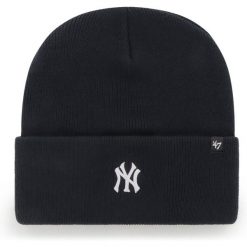 Czapka - Beanie - Base Runner - Logo NY Yankees - granatowy. Niebieskie czapki zimowe 47 Brand, bez wzorów, sportowe. Za 148.50 zł.