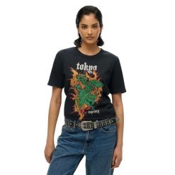 Damska koszulka na co dzień Superdry Neo Trad Tattoo. Czarne t-shirty sportowe Superdry, bez wzorów, bez ramiączek. W wyprzedaży za 146.80 zł.