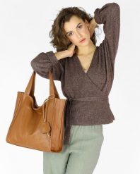 Torebka damska camel MARCO MAZZINI s139m. Brązowe torebki klasyczne bez wzorów, ze skóry, eleganckie, na ramię, bez dodatków. Za 399.00 zł.