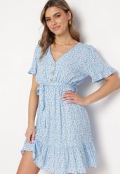 Niebieska Sukienka Mini z Wiskozy Ozdobiona Falbanką w Kwiatowy Wzór Ravenina. Niebieskie sukienki Born2be, na co dzień, m, bez wzorów, z wiskozy, bez kołnierzyka, bez ramiączek, mini, proste. W wyprzedaży za 55.24 zł.