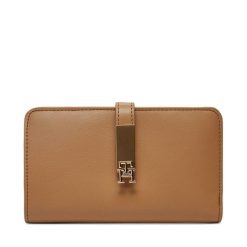 Mały Portfel Damski Tommy Hilfiger. Brązowe portfele Tommy Hilfiger, bez wzorów. Za 229.99 zł.