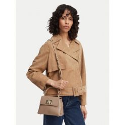 Torebka Furla. Brązowe torebki klasyczne Furla, bez wzorów, klasyczne, bez dodatków. Za 1,719.00 zł.