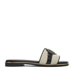 Klapki Nine West. Czarne klapki Nine West, bez wzorów, bez obcasa, bez zapięcia. Za 159.99 zł.