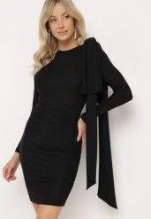Czarna Dopasowana Brokatowa Sukienka z Wiskozą Ozdobiona Kokardą na Ramieniu liala. Czarne sukienki Born2be, na co dzień, l, bez wzorów, z wiskozy, eleganckie, bez kołnierzyka, bez ramiączek, mini, dopasowane. W wyprzedaży za 144.49 zł.