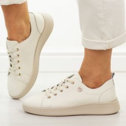 Beżowe skórzane półbuty damskie Vinceza 41508. Brązowe półbuty wsuwane VINCEZA, na jesień, bez wzorów, z jeansu, klasyczne, z okrągłym noskiem, bez obcasa, na płaskiej podeszwie. Za 219.00 zł.