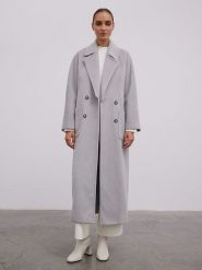 BGN Płaszcz przejściowy w kolorze szarym rozmiar: 36. Szare płaszcze BGN, bez wzorów, z wełny, bez kaptura. Za 349.73 zł.