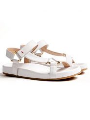 LLOYD Skórzane sandały w kolorze białym rozmiar: 42. Białe sandały Lloyd, bez wzorów, ze skóry, klasyczne, z otwartym noskiem, bez obcasa, bez zapięcia. Za 236.05 zł.