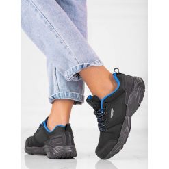 Buty trekkingowe damskie DK czarno niebieskie czarne. Czarne buty trekkingowe z materiału, bez zapięcia. Za 197.04 zł.
