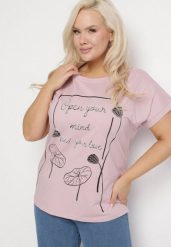 Jasnofioletowy Bawełniany T-shirt z Nadrukiem i Cyrkoniami Ertebis. Fioletowe t-shirty Born2be, xl, bez wzorów, z bawełny, eleganckie, bez kołnierzyka, bez ramiączek. Za 69.99 zł.