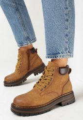 Brązowe Traperki z Lekkim Ociepleniem Malak. Brązowe traperki Born2be, bez wzorów, bez obcasa, bez zapięcia. Za 99.99 zł.