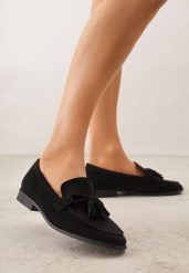 Czarne Mokasyny z Imitacji Zamszu Zdobione Frędzlami i Kokardą Edania. Czarne mokasyny Born2be, z aplikacjami, z jeansu. Za 99.99 zł.