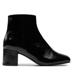 Botki HÖGL. Czarne botki Högl, bez wzorów, bez obcasa, na słupku, bez zapięcia. Za 429.99 zł.