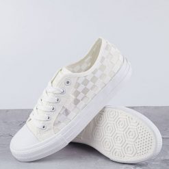 Białe koronkowe trampki damskie Big Star Ll274071. Białe trampki BIG STAR, bez wzorów, z koronki, retro, bez zapięcia. Za 119.00 zł.