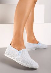Jasnoniebieskie Tenisówki Wsuwane Zdobione Perforacją Moaxella. Niebieskie trampki Renee, z aplikacjami, z jeansu, bez zapięcia. W wyprzedaży za 29.99 zł.