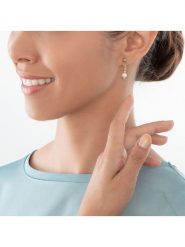 COEUR DE LION Kolczyki-wkrętki z perłami rozmiar: onesize. Białe kolczyki COEUR DE LION, z perłą, ze stali. Za 225.57 zł.