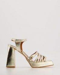 ZŁOTE SANDAŁY 16023353 GOLD. Żółte sandały Venezia, bez wzorów, ze skóry, bez obcasa, na platformie, bez zapięcia. Za 289.00 zł.