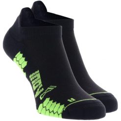 Skarpetki sportowe dla dorosłych Trailfly Low Sock. Czarne skarpetki Inov-8, bez wzorów, z lycry. Za 99.99 zł.