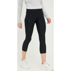 On-running legginsy do biegania Active Tights damskie kolor czarny gładkie. Czarne legginsy On Running, bez wzorów, z dzianiny. W wyprzedaży za 419.99 zł.