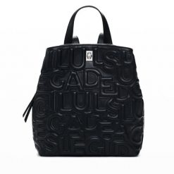 Plecak Desigual. Czarne plecaki Desigual, bez wzorów, bez dodatków. Za 249.99 zł.