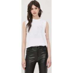 Silvian Heach top bawełniany kolor biały. Białe topy Silvian Heach, l, bez wzorów, z bawełny, bez kołnierzyka, bez ramiączek. Za 219.99 zł.