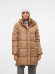 Vero Moda Płaszcz pikowany "Nova" w kolorze jasnobrązowym rozmiar: XS. Brązowe płaszcze Vero Moda, xs, bez wzorów, bez kaptura. Za 118.84 zł.