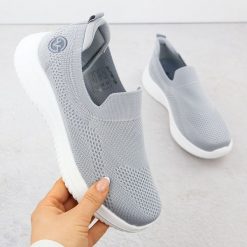 Półbuty sportowe damskie wsuwane szare Vinceza 17367. Szare buty sportowe lifestyle VINCEZA, bez wzorów, z materiału, sportowe, bez zapięcia. Za 67.50 zł.