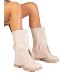 Beżowe botki z wywiniętą cholewką beżowy. Brązowe botki bez wzorów, z materiału, eleganckie, z okrągłym noskiem, bez obcasa, na obcasie, bez zapięcia. Za 89.18 zł.