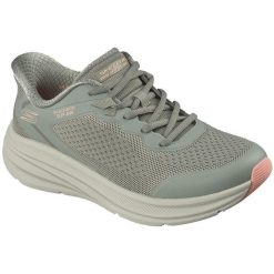 Buty sportowe damskie Skechers Bobs Skillz Too Essential. Zielone buty treningowe Skechers, bez wzorów, bez zapięcia, na fitness i siłownię. Za 590.00 zł.