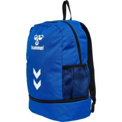 Plecak Hummel Essential Back Pack Unisex Niebieski. Niebieskie plecaki Hummel, bez wzorów, bez dodatków. Za 118.00 zł.