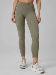 4F Legginsy sportowe w kolorze khaki rozmiar: M. Brązowe legginsy 4f, m, bez wzorów, z materiału, z podwyższonym stanem, outdoorowe. Za 62.99 zł.